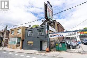 306-306 Greenwood Ave in Toronto, ON - Building Photo - Building Photo