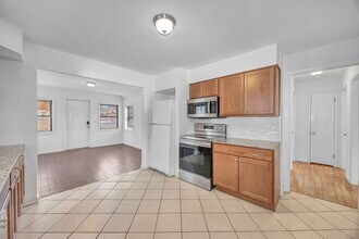 2324 Langdon Farm Rd in Cincinnati, OH - Building Photo - Building Photo