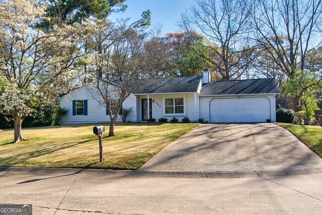 440 Jaywood Dr in Stone Mountain, GA - Building Photo - Building Photo