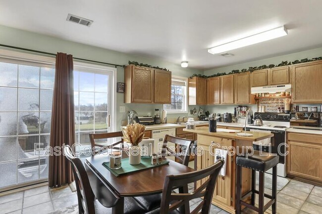 121 E Rd in Martinsburg, WV - Building Photo - Building Photo