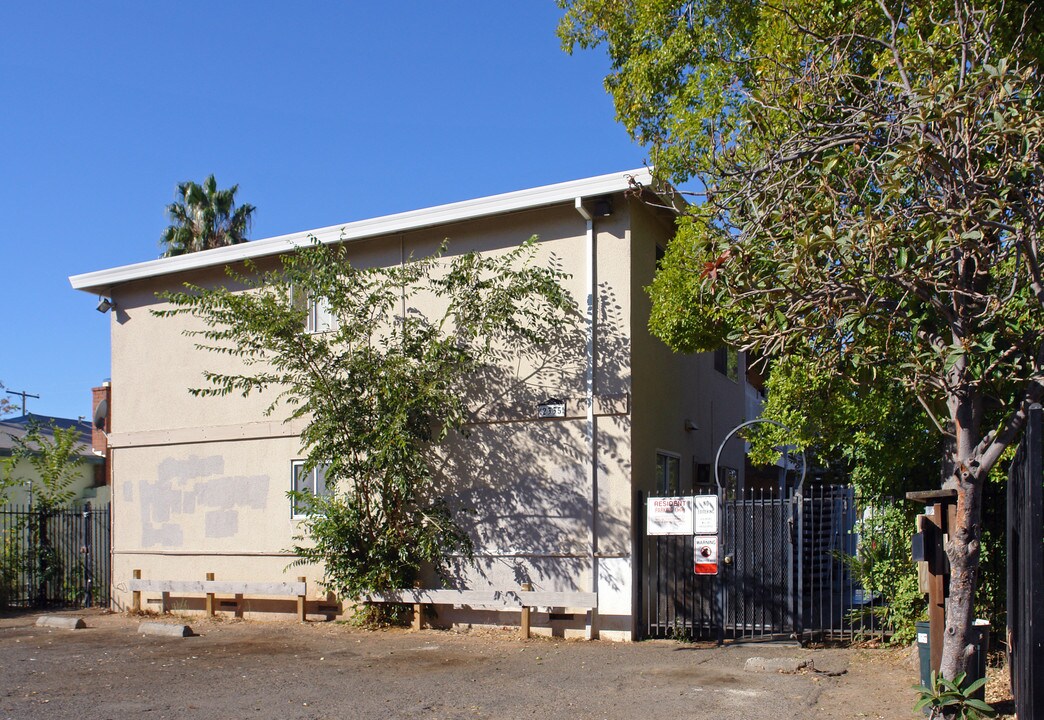 2335 Boxwood St in Sacramento, CA - Building Photo