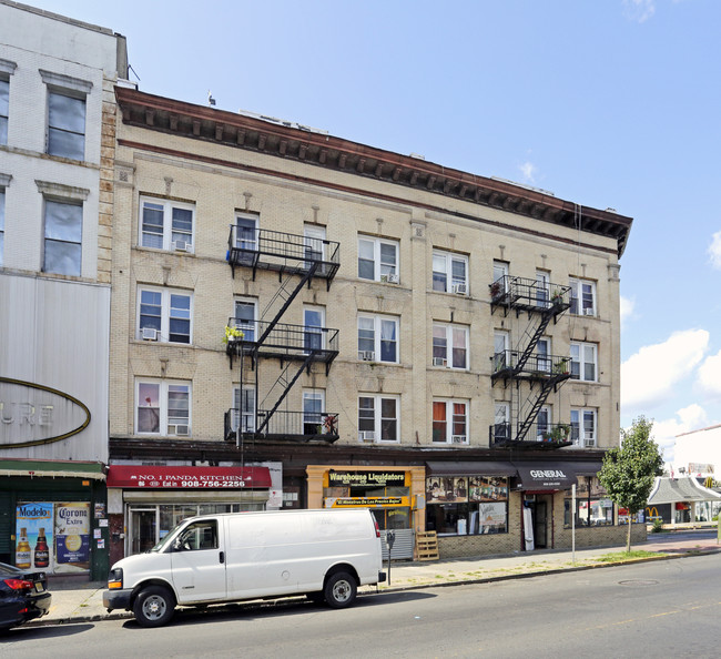 308 W Front St in Plainfield, NJ - Building Photo - Building Photo