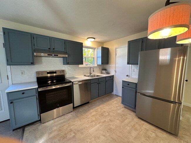 property at 132 Edgehill Rd