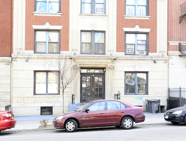 1912 Crotona Ave in Bronx, NY - Building Photo - Building Photo