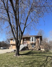 1316 Cheatham Ct in Warrensburg, MO - Building Photo - Building Photo