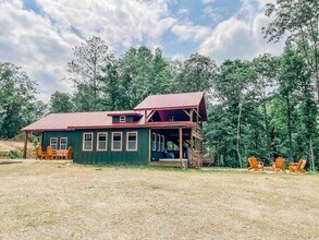 449 Burbano Creekside Lndg in Talking Rock, GA - Building Photo - Building Photo