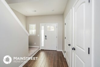 2101 Paddle Wheel Dr in Jeffersonville, IN - Building Photo - Building Photo