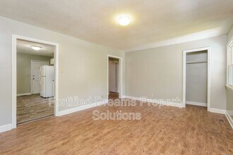 1413 Fitch St in Winston-Salem, NC - Building Photo - Building Photo