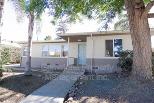 6203 Mesita Dr in San Diego, CA - Building Photo