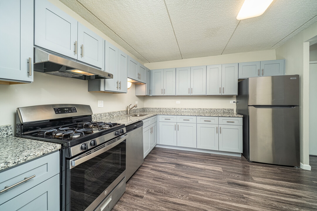 Bartlett Court Apartments in Streamwood, IL - Foto de edificio