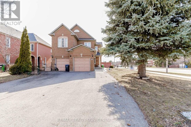 1 Clover Bloom Rd
