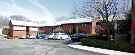 Harrison House Condominium in Harrison, NY - Building Photo - Building Photo