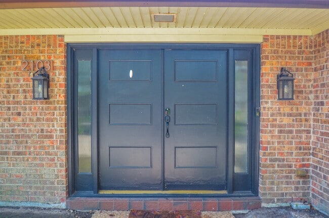 2103 Winged Foot Dr in Missouri City, TX - Building Photo - Building Photo
