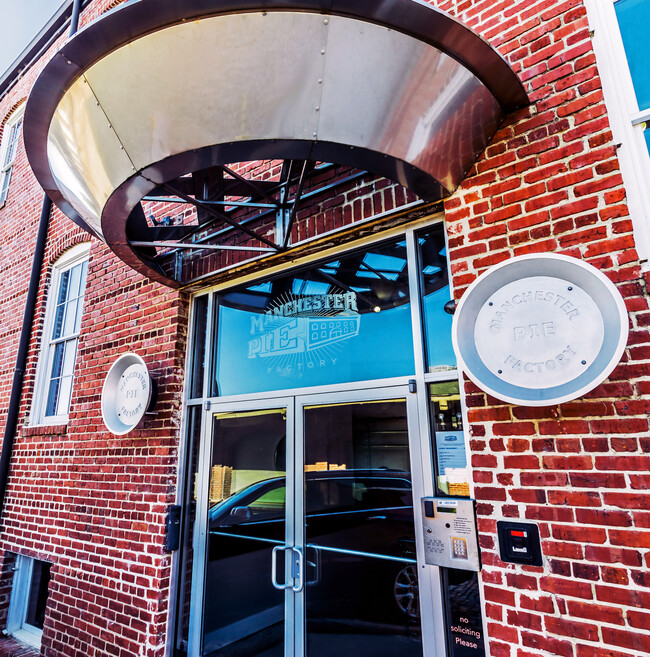 612 Hull St, Unit #302 in Richmond, VA - Building Photo - Building Photo