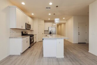 12100 W Charismatic Dr in Marana, AZ - Building Photo - Building Photo
