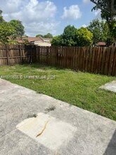 2881 NW 204th St in Miami Gardens, FL - Building Photo - Building Photo