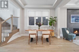 1437 Lakeport Cres in Oakville, ON - Building Photo - Building Photo