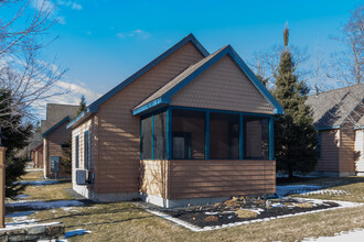 Summerscape Seaonal Cottages in Wells, ME - Foto de edificio - Building Photo