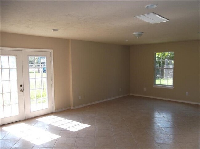 2627 Desoto Sq Dr in Houston, TX - Building Photo - Building Photo