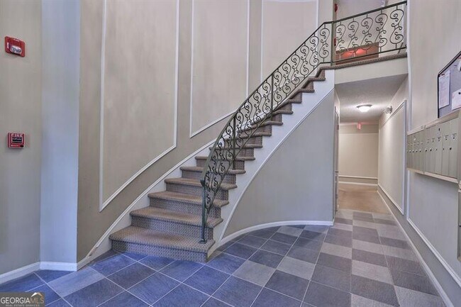 3650 Ashford Dunwoody Rd in Atlanta, GA - Building Photo - Building Photo