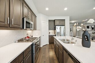 1733 Lark Ln in Argyle, TX - Building Photo - Building Photo