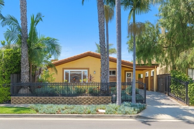 property at 1659 Ellsmere Ave