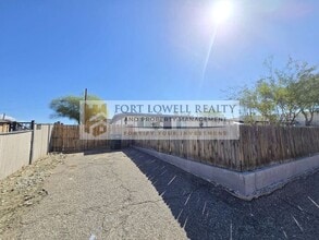 3008 N Balboa Ave in Tucson, AZ - Building Photo - Building Photo