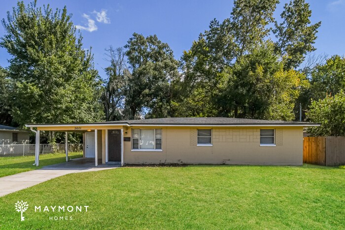 5601 Tampico Rd in Jacksonville, FL - Building Photo