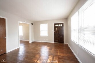 1320 N Alton Ave in Indianapolis, IN - Building Photo - Building Photo