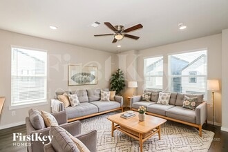 18436 Idyllic Aly in Shenandoah, TX - Building Photo - Building Photo