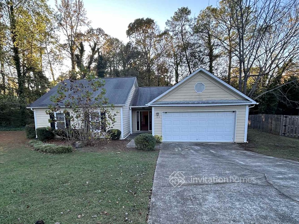 1808 Keheley Ct in Marietta, GA - Foto de edificio