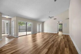 8912 Thumbwood Cir in Boynton Beach, FL - Building Photo - Building Photo