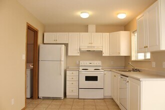 Northgate Place in Grande Prairie, AB - Building Photo - Building Photo