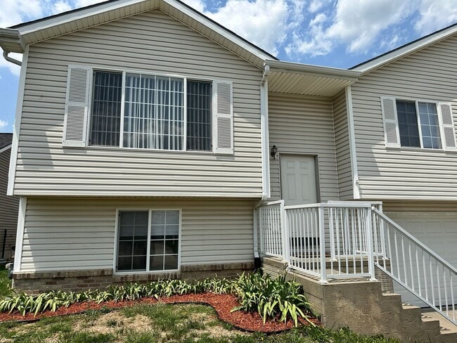 property at 1710 Frisco Dr