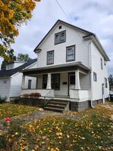 967 Davis St in Akron, OH - Building Photo - Building Photo