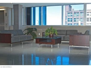 701 W Lakeside Ave, Unit #1002 in Cleveland, OH - Building Photo - Building Photo