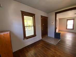 1208 Grant St in Danville, IL - Building Photo - Building Photo