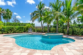 17155 SW Ambrose Way in Port St. Lucie, FL - Foto de edificio - Building Photo