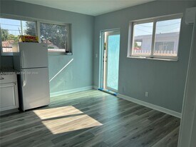 715 E 49th St in Hialeah, FL - Building Photo