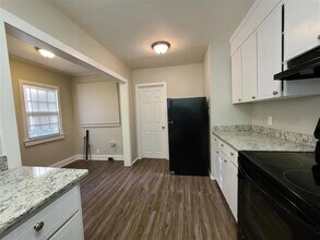 406 Chamlee Dr in Fort Valley, GA - Building Photo - Building Photo