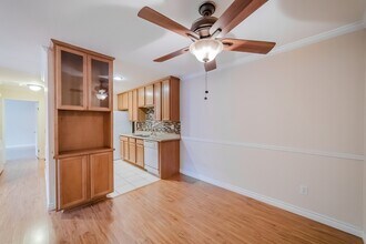 1760 S El Camino Real in Encinitas, CA - Building Photo - Building Photo