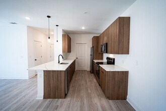 The Premiere at Brunswick Apartment Homes in Brunswick, GA - Foto de edificio - Building Photo