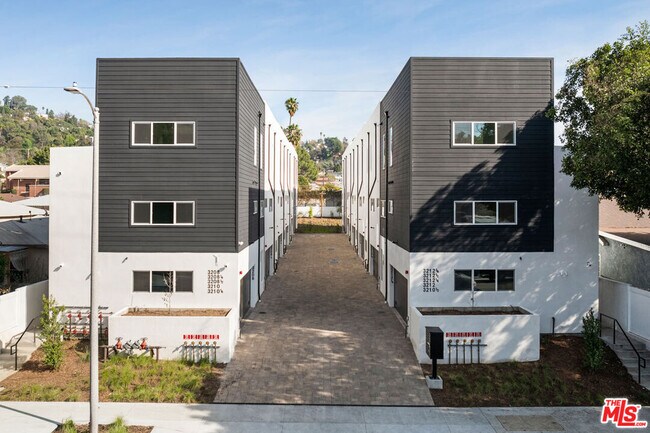 property at 3208 Verdugo Rd