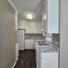 10121 Kilarney Dr in Dallas, TX - Foto de edificio - Building Photo