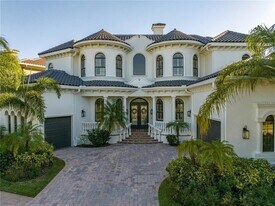 4133 Causeway Vista Dr in Tampa, FL - Building Photo