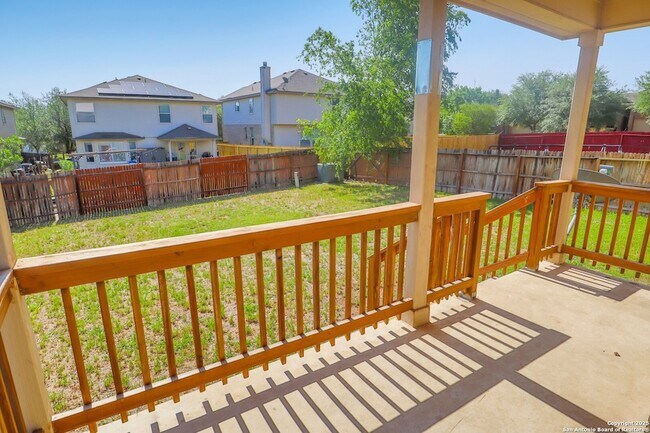 830 Campion Red in San Antonio, TX - Building Photo - Building Photo
