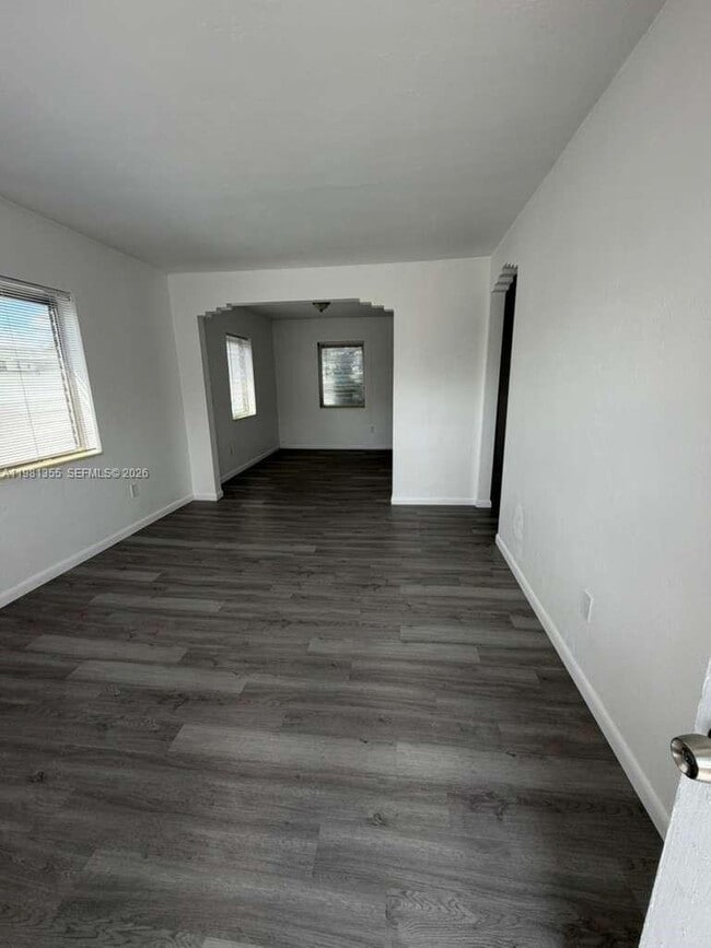 1565 SW 6th St in Miami, FL - Building Photo - Building Photo