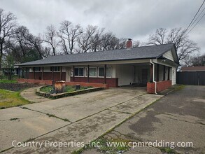 3462 White Oak Dr in Cottonwood, CA - Building Photo - Building Photo