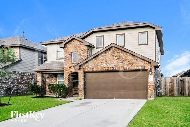 8011 Carillon Way in Rosharon, TX - Building Photo - Building Photo