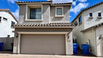 2208 W Monte Cristo Ave in Phoenix, AZ - Building Photo